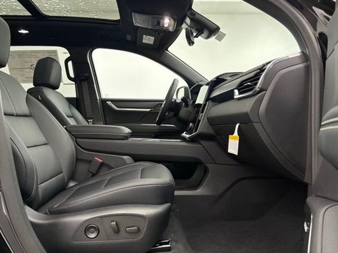 New 2026 GMC Acadia Elevation w/ Black Edition FWD image 37
