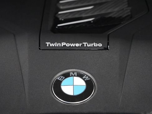 Used 2021 BMW X7 xDrive40i w/ Parking Assistance Package AWD/4WD image 38