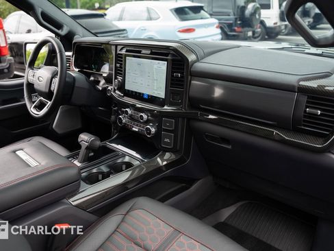 Used 2025 Ford F150 Lariat w/ Equipment Group 502A High AWD/4WD image 34
