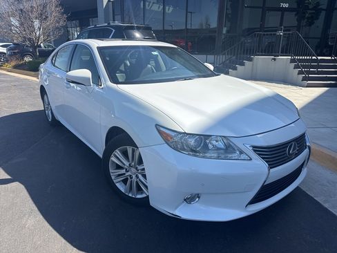 Used 2014 Lexus ES 350 w/ Premium Package image 2