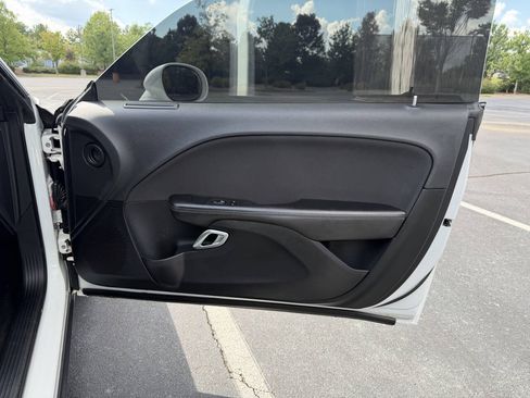 Used 2019 Dodge Challenger SXT RWD image 16