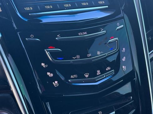 Used 2019 Cadillac Escalade ESV Platinum image 24
