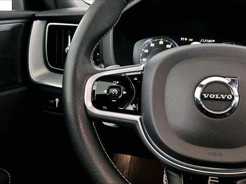 Used 2019 Volvo XC60 T6 R-Design AWD/4WD image 24