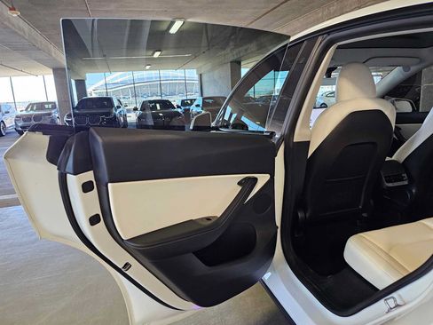 Used 2020 Tesla Model Y Performance AWD/4WD image 24