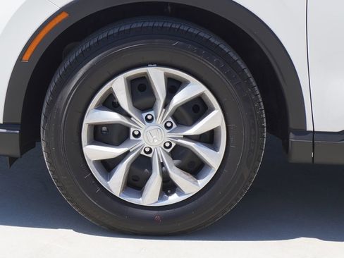 Used 2025 Honda CR-V LX image 4