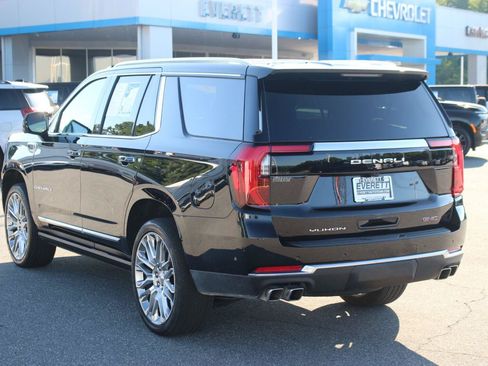 Used 2026 GMC Yukon Denali w/ Sun & Power Step Package AWD/4WD image 5