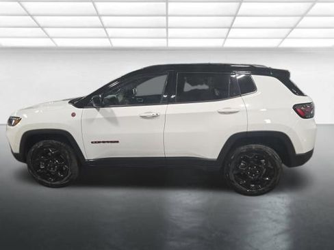 Used 2023 Jeep Compass Trailhawk w/ Trailhawk Elite Group image 8