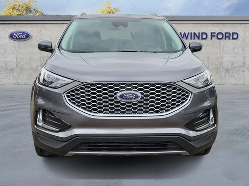 Used 2024 Ford Edge SEL w/ Convenience Package AWD/4WD image 2