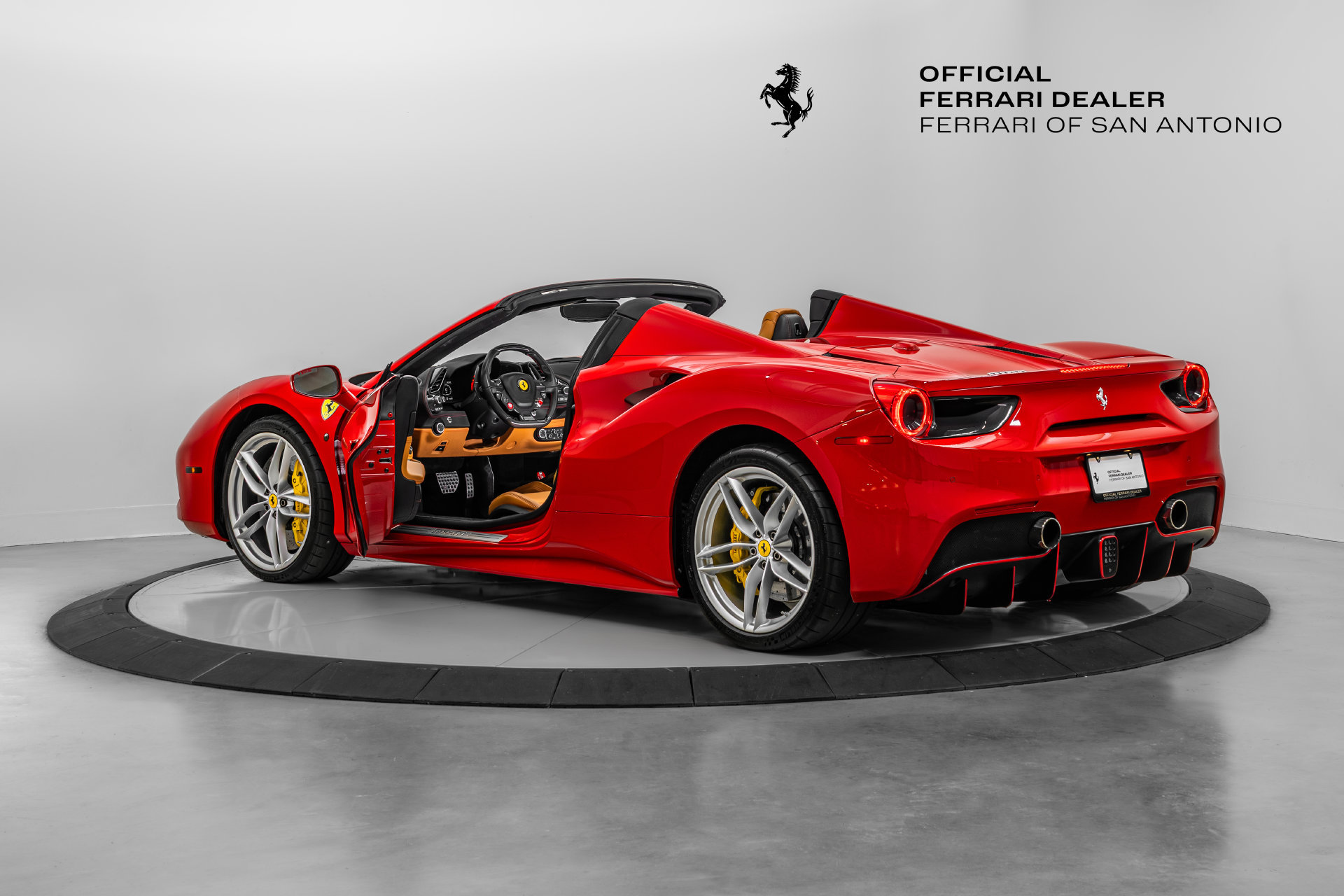 Certified 2018 Ferrari 488 Spider RWD image 2