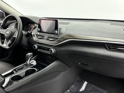 Used 2023 Nissan Altima 2.5 SV image 33