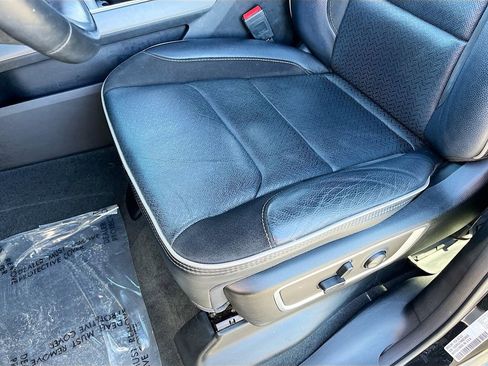 Used 2022 RAM 1500 Laramie w/ Sport Appearance Package image 19