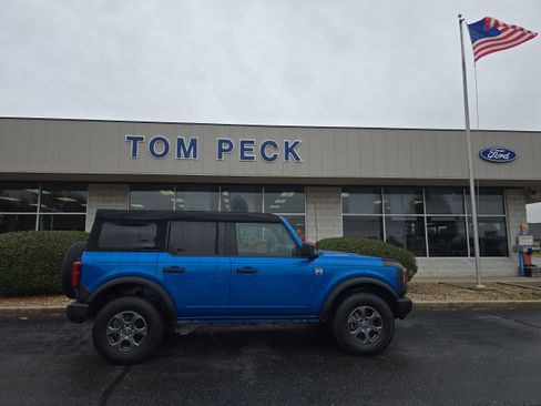 Used 2023 Ford Bronco Big Bend image 6