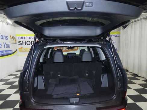 Used 2024 Hyundai Santa Fe SEL image 29