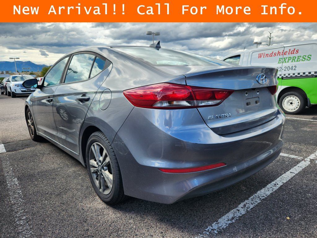 Used 2018 Hyundai Elantra Value Edition FWD image 5