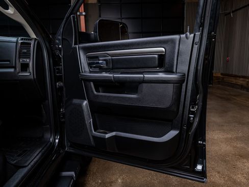 Used 2017 RAM 1500 Sport image 37