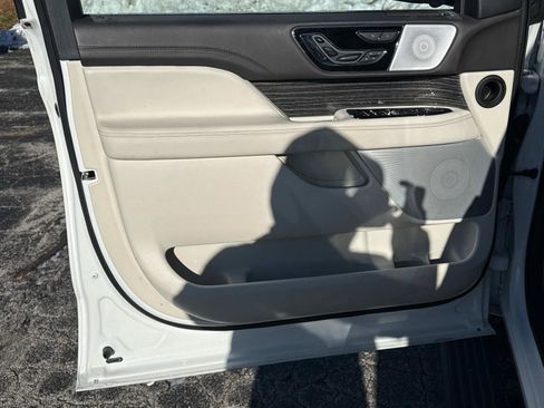 Used 2023 Lincoln Navigator L Black Label image 18