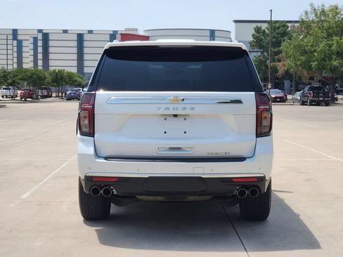 Used 2023 Chevrolet Tahoe Premier RWD image 7
