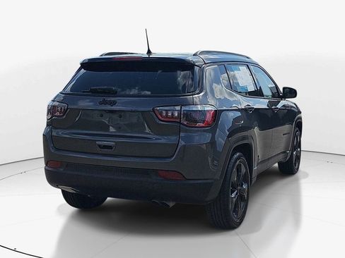 Used 2021 Jeep Compass Latitude FWD image 6