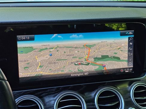 Used 2019 Mercedes-Benz E 450 4MATIC Sedan image 32