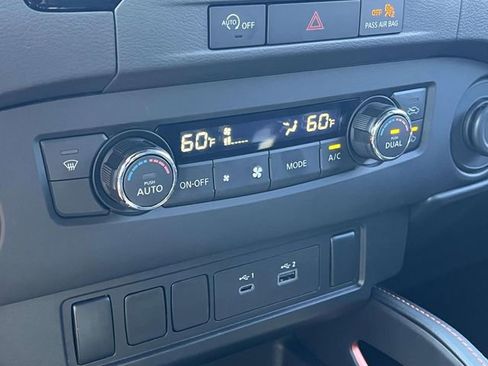 Used 2024 Nissan Frontier PRO-4X w/ Off-Road Protection Package image 30