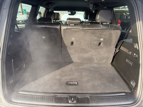 Used 2022 Jeep Wagoneer Series III w/ Flexible Seating Group AWD/4WD image 20