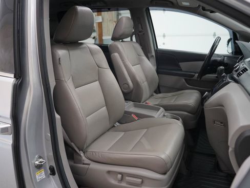 Used 2014 Honda Odyssey Touring image 31