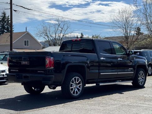 Used 2017 GMC Sierra 1500 Denali image 4