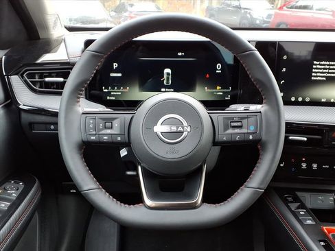 New 2026 Nissan Kicks SR w/ SR Premium Package image 12