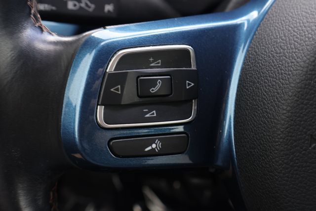 Used 2017 Volkswagen Beetle 1.8T Classic FWD image 22
