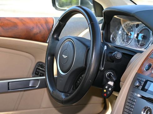 Used 2006 Aston Martin DB9 Volante image 25
