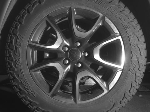 Used 2025 Jeep Compass Trailhawk image 14