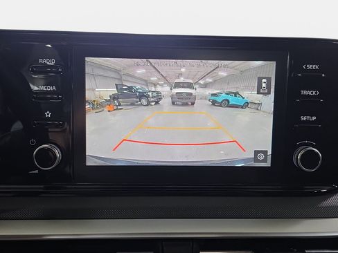 Used 2022 Kia K5 LXS FWD image 23