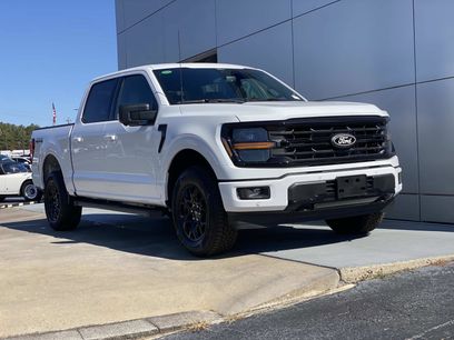 New 2025 Ford F150 XLT w/ Equipment Group 302A MID