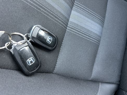 Used 2025 Honda Civic Sport image 20