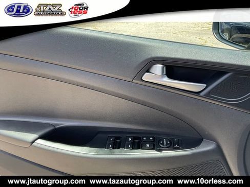 Used 2019 Hyundai Tucson Value w/ Cargo Package FWD image 12