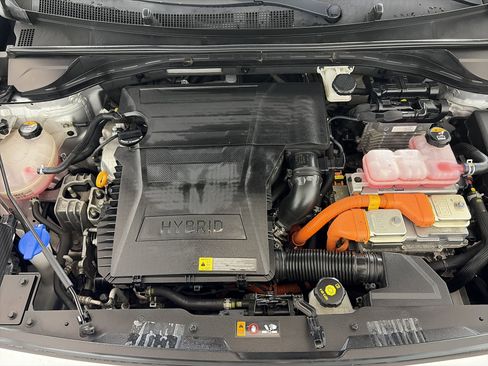 Used 2020 Kia Niro LXS image 11