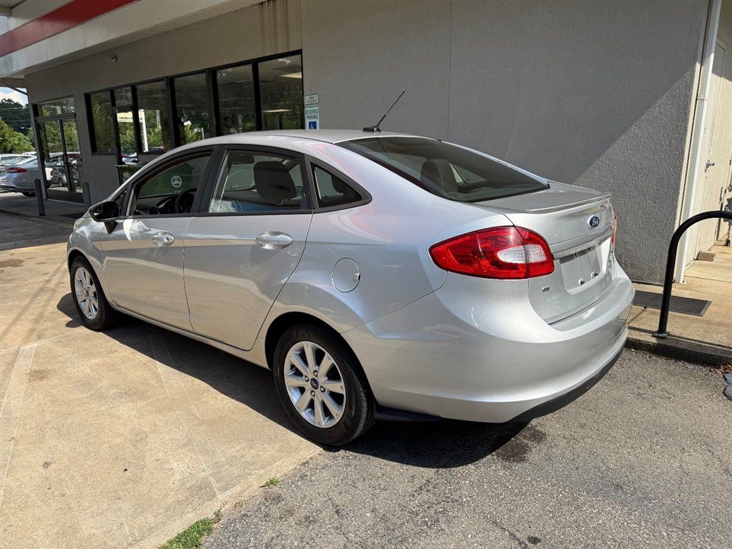 Used 2011 Ford Fiesta SE w/ 202A Rapid Spec Order Code FWD image 10