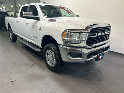 Used 2019 RAM 2500 Big Horn AWD/4WD image 2