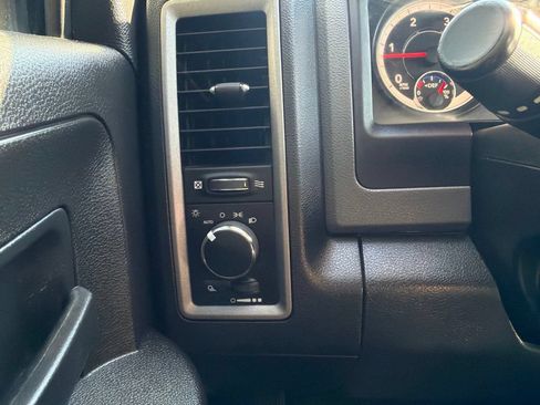 Used 2017 RAM 2500 Tradesman w/ Chrome Appearance Group AWD/4WD image 14
