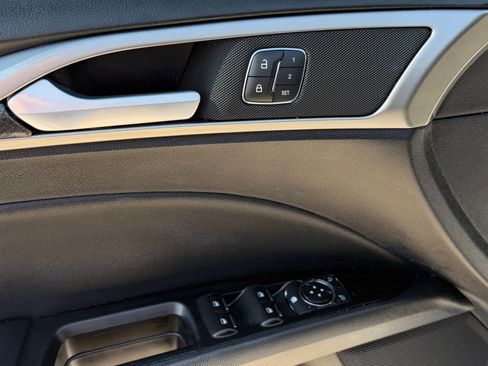 Certified 2020 Ford Fusion SEL image 19