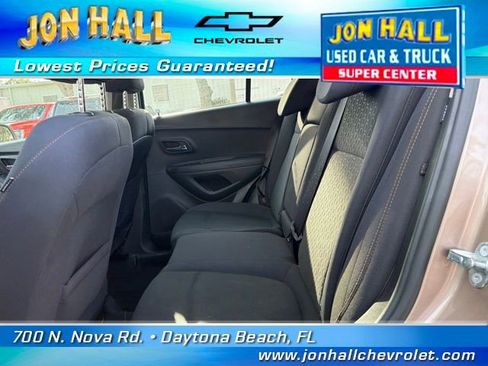 Used 2018 Chevrolet Trax LS image 19