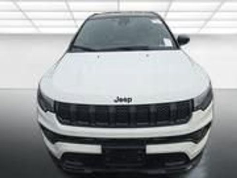 Used 2023 Jeep Compass Altitude image 2