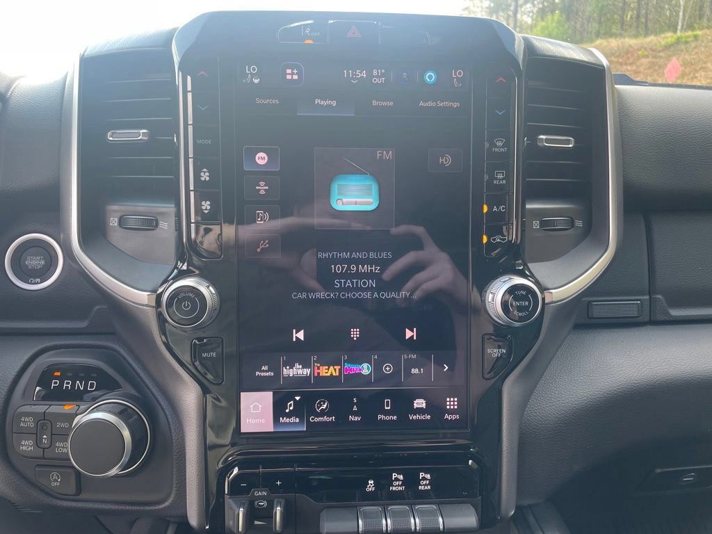 New 2026 RAM 1500 Big Horn AWD/4WD image 15