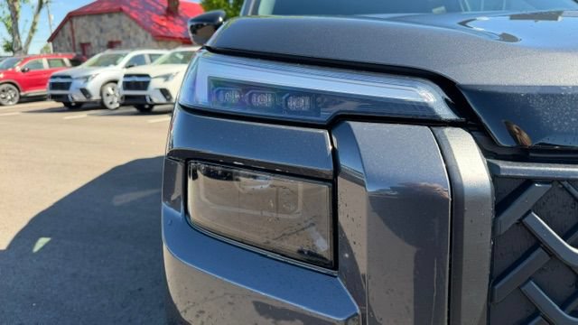 New 2026 Subaru Outback Touring XT AWD/4WD image 8
