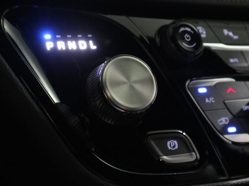 New 2026 Chrysler Pacifica Select image 28