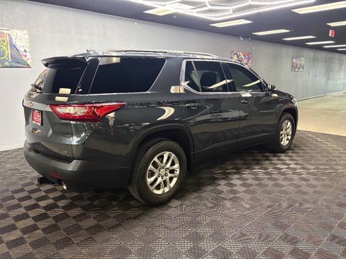 Used 2019 Chevrolet Traverse LT image 11