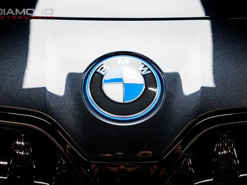 Used 2023 BMW i7 xDrive60 image 5