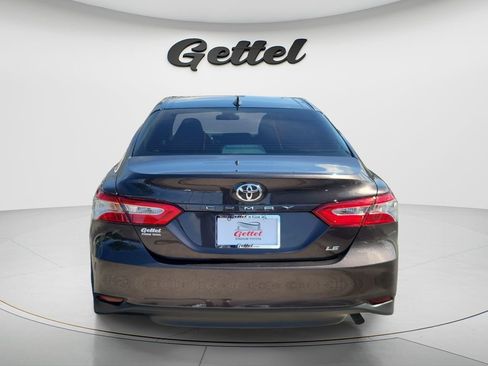 Used 2019 Toyota Camry LE FWD image 6