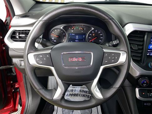 Certified 2023 GMC Acadia SLE w/ Driver Convenience Package image 14