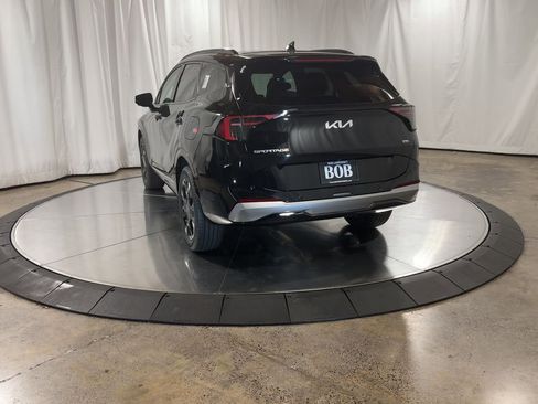 New 2026 Kia Sportage SX image 8